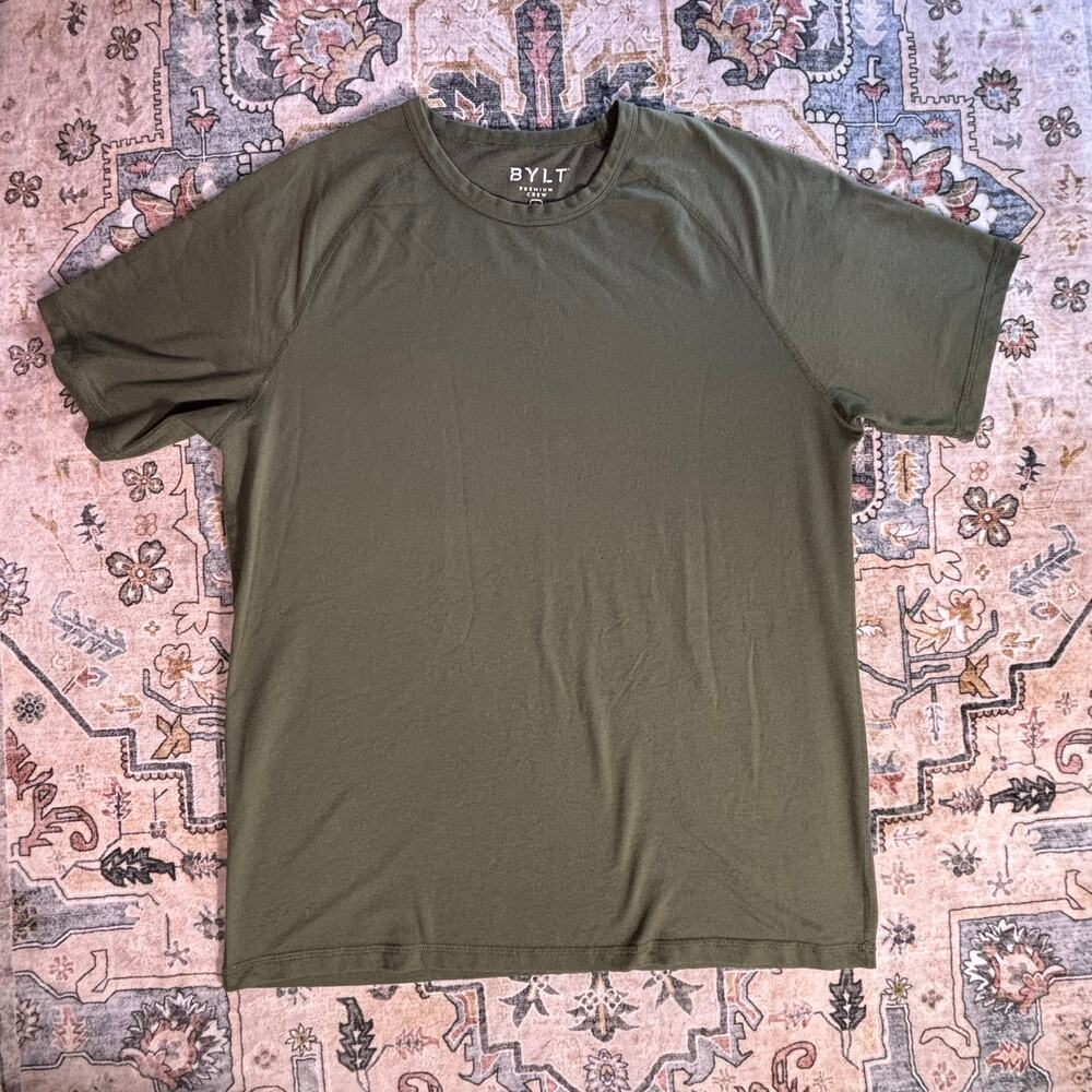 BYLT Premium Crew Neck Men's Shirt Olive Green Athletic Gym T-shirt Size Large